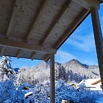 Fuxbau Waldlounge Inklusive Chiemgaukarte Vakantiehuis