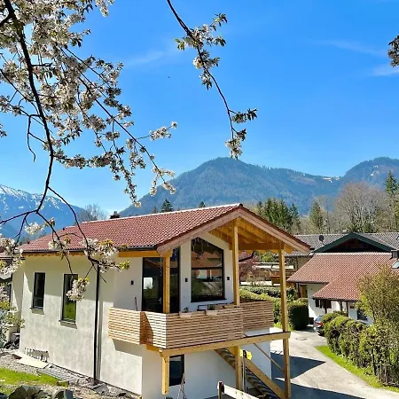 Fuxbau Waldlounge Inklusive Chiemgaukarte Holiday home *